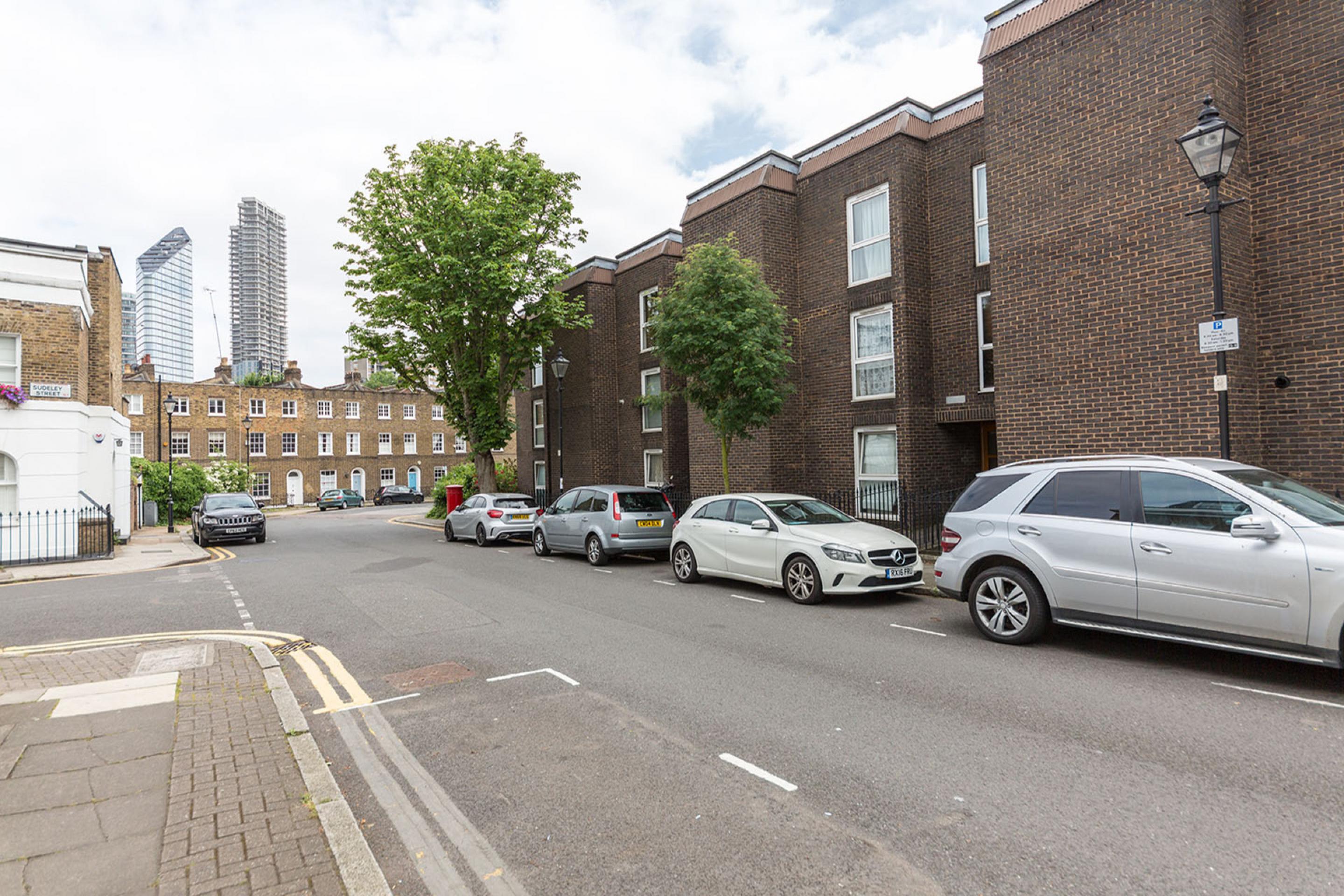 A superb Location in zone one in the sought after area of Angel Elia Street, Angel N1